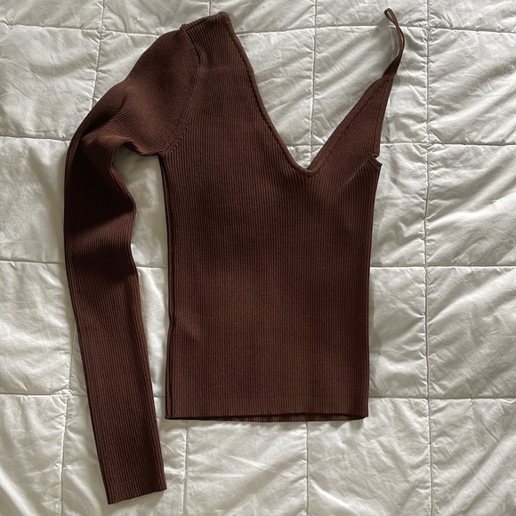 Zara one sleeve knit - Picture 3 of 3